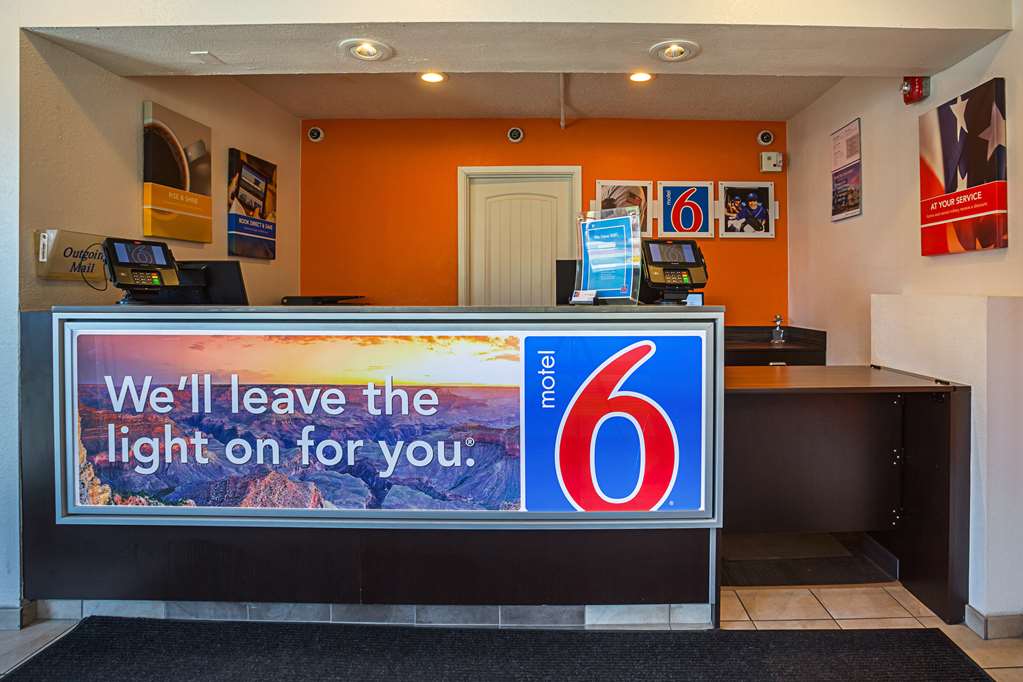Motel 6 Yuma AZ East - photo 24