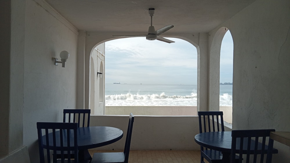 Bungalows Casablanca Alamar in Manzanillo, Mexico