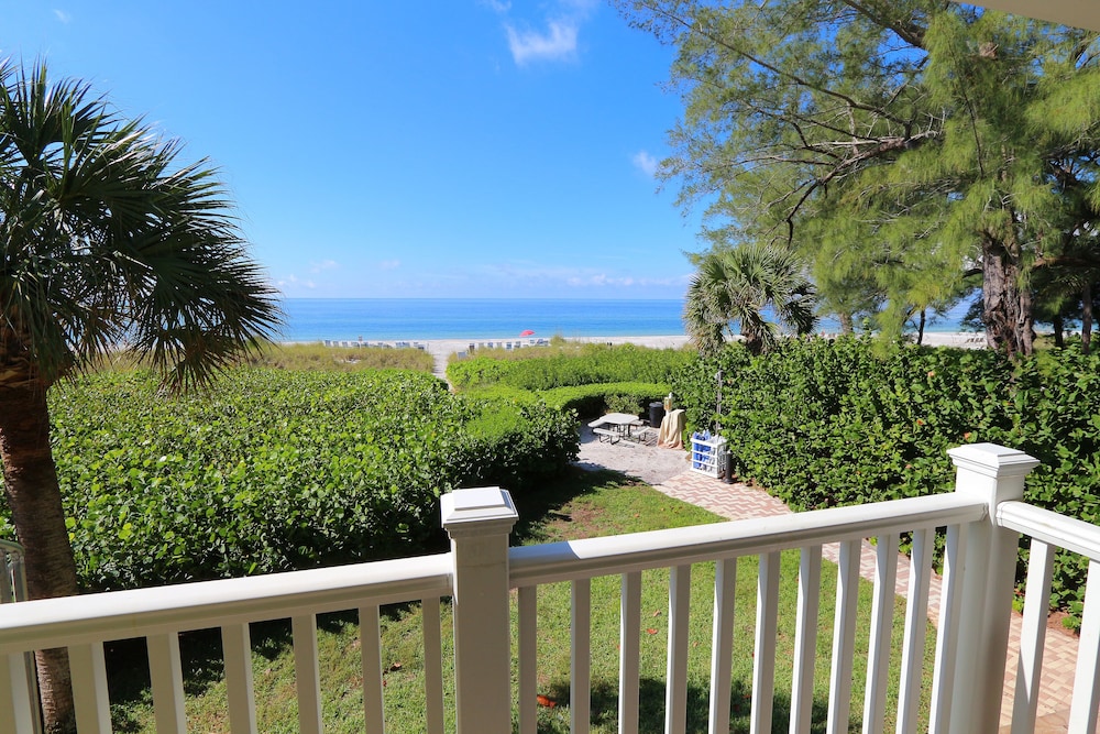Beach Castle Resort by RVA — hotel in Longboat Key
