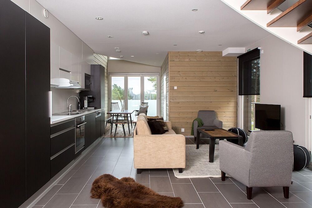 Sandy Kelt Irish House Apartments — 4-Star Luxury Hotel in Kalajoki, Finland