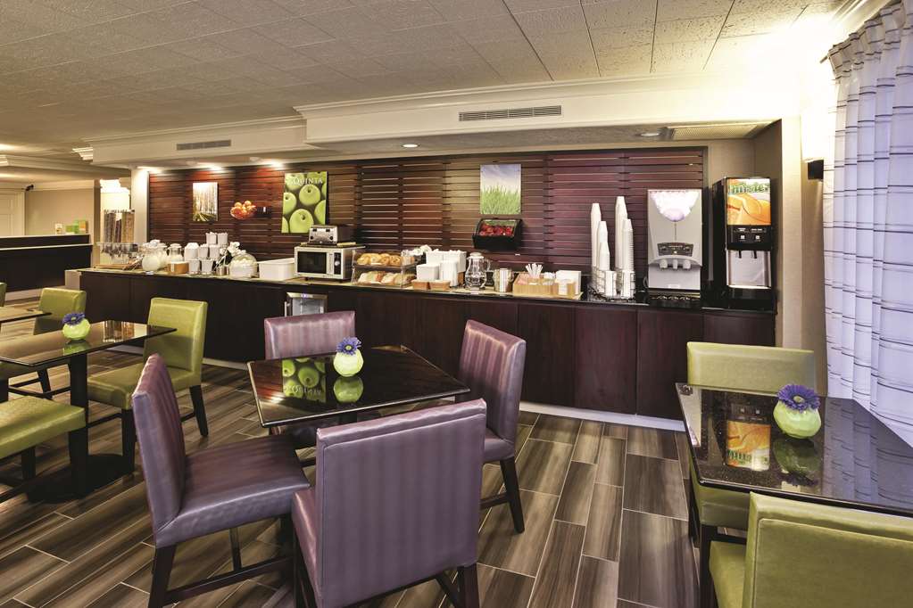 La Quinta Inn by Wyndham Nashville South - photo 56