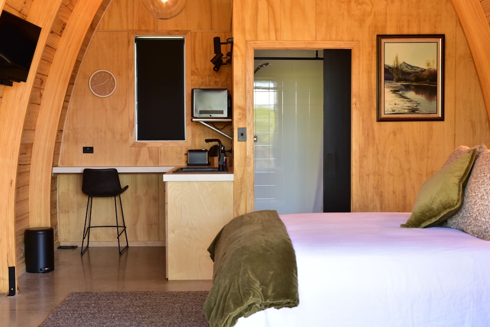 Benger Garden Chalets in Queenstown, New Zealand