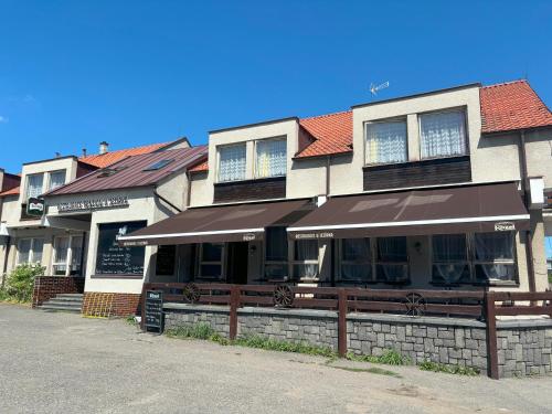 Restaurace a penzion U Jezírka — hotel in Krasna Hora Nad Vltavou