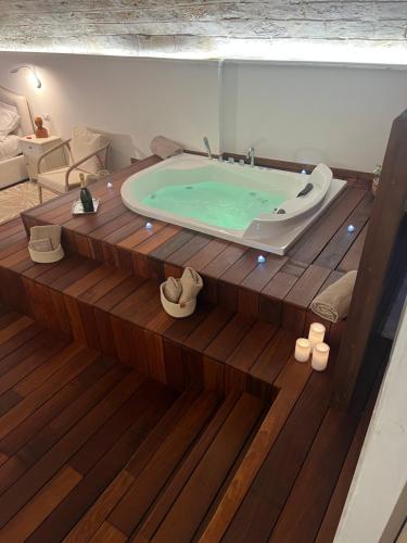 LC Luxury Apartment — 4-Star Luxury Hotel in Bari, Italy