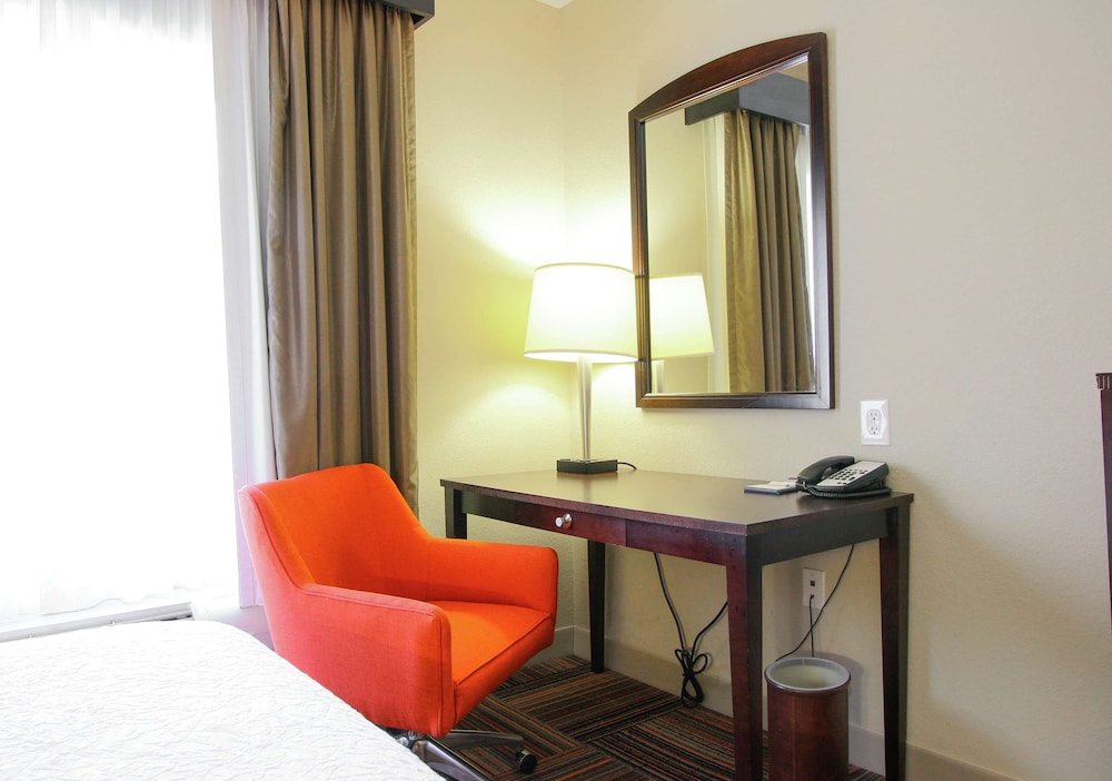 Hampton Inn & Suites by Hilton Flowery Branch Lake Lanier - photo 8
