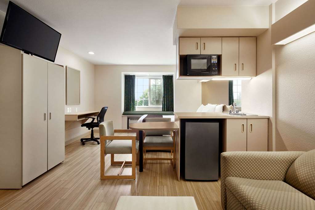 Microtel Inn & Suites by Wyndham Lodi North Stockton - photo 15