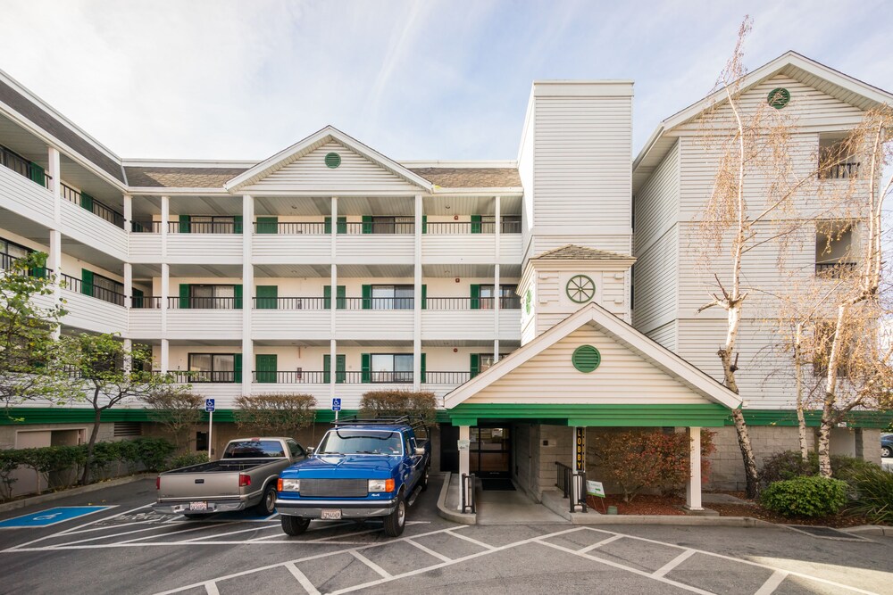 San Mateo SFO Airport Hotel - photo 33