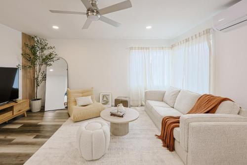 Immaculate Home near Balboa Park SD Zoo & Cafés — 4-Star Luxury Hotel in San Diego, United States