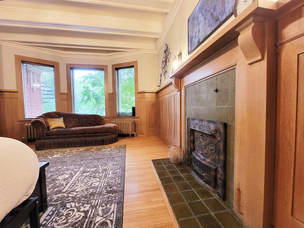 Historic GG Barnum Mansion by Heirloom Boutique Collection - photo 4