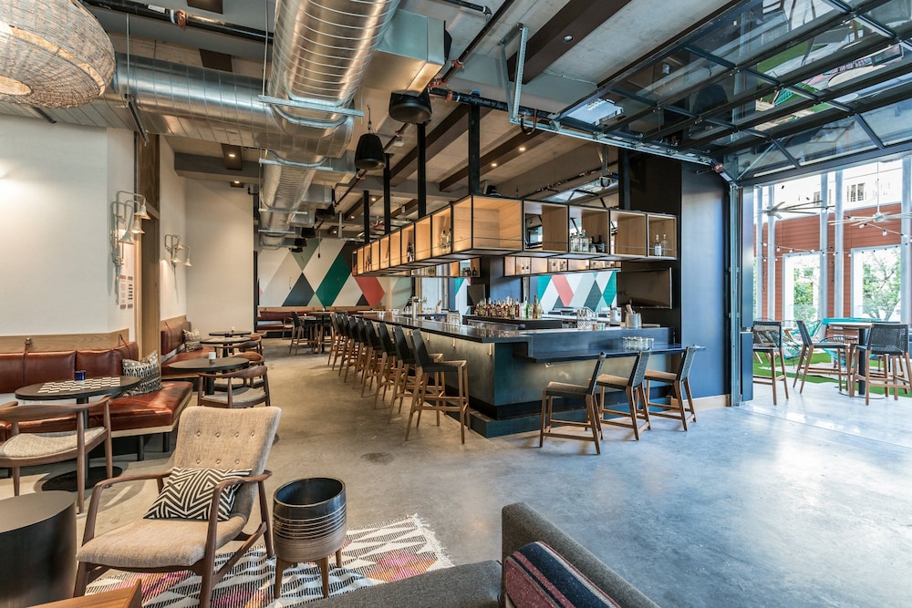 Aloft Austin Downtown - photo 44