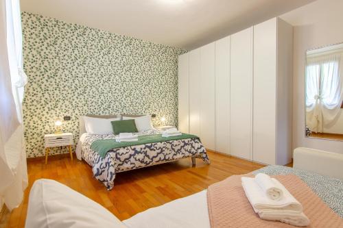 Casa Olivia Private Garden & Parking — 4-Star Luxury Hotel in Vicenza, Italy