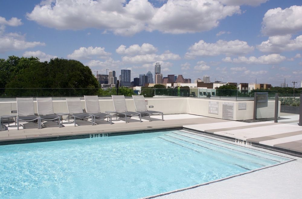 Luxury On South Lamar - photo 13