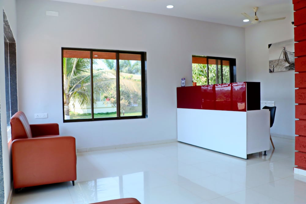 Beach Village Resort — Murud — photo 4