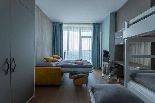 Eurovea Tower by Ellements Castle view — Bratislava — photo 2