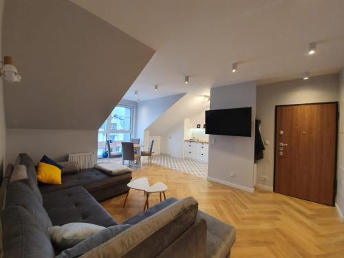 Prestige Apartment Marina View Balcony — 4-Star Luxury Hotel in Gdansk, Poland