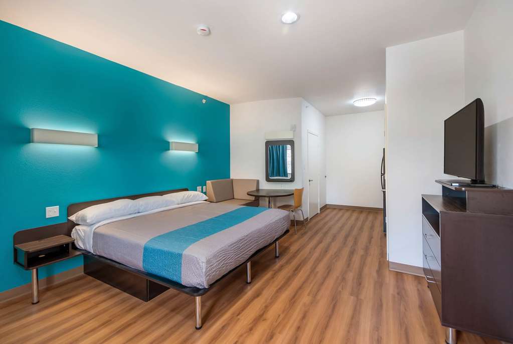 Motel 6 Channelview TX - photo 17