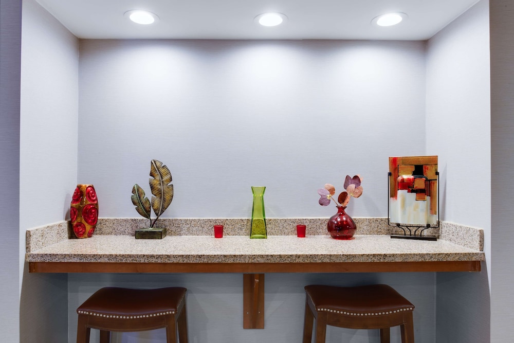 Hampton Inn Pittsburgh West Mifflin - photo 2