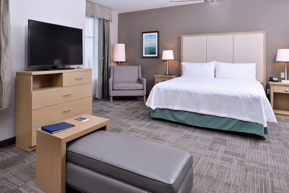 Homewood Suites by Hilton Des Moines Airport - photo 28