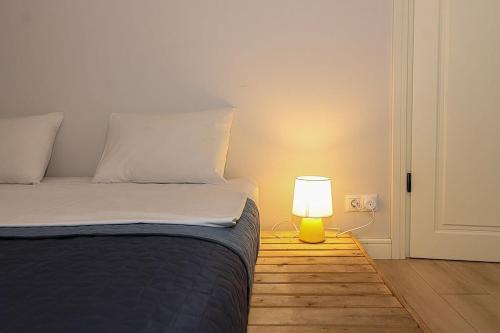 Mtatsminda Cozy Apt: Central & Comfy By Wehost
