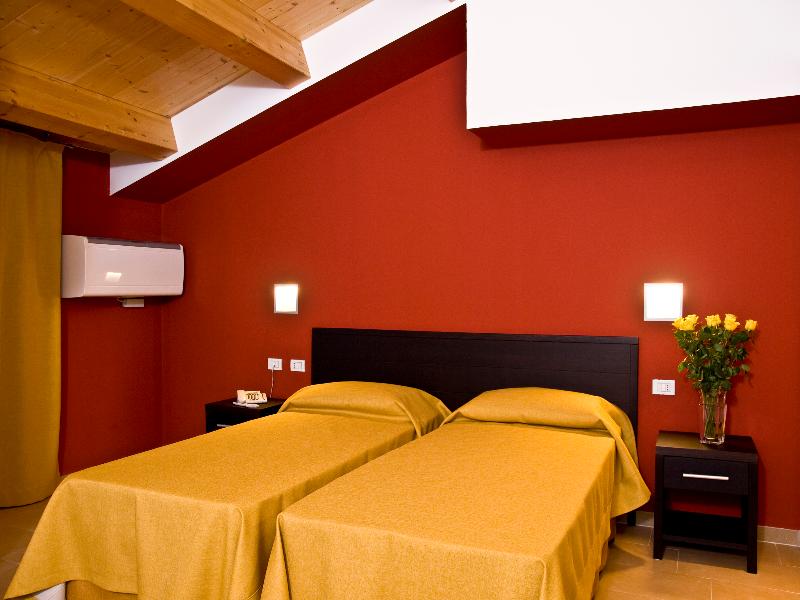 Casepicarmo Guest House — 4-Star Luxury Hotel in Augusta, Italy