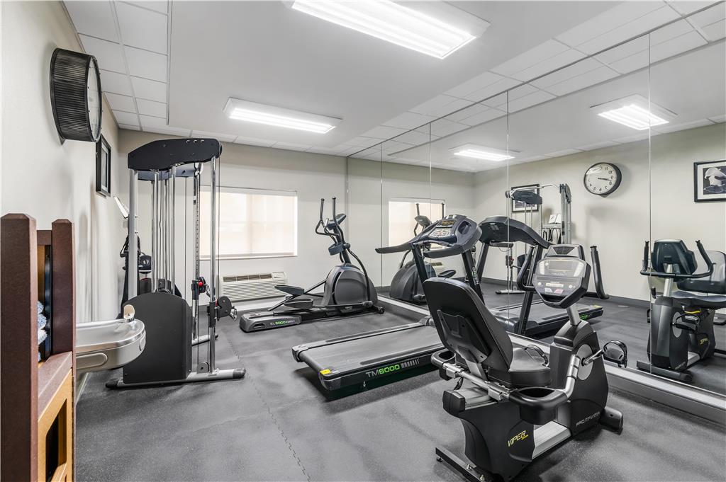 Best Western Plus JFK Inn & Suites - photo 8