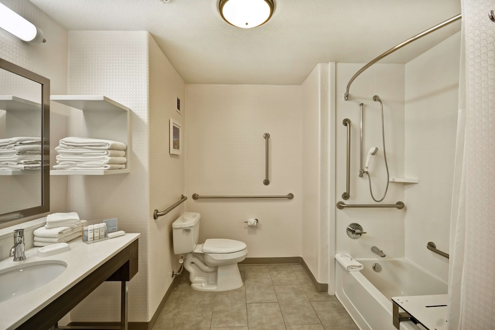 Hampton Inn & Suites Yuma - photo 36