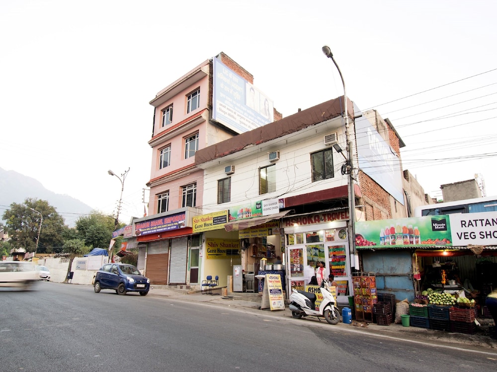 OYO 22932 Hotel Shiv Shanker in Riasi, India