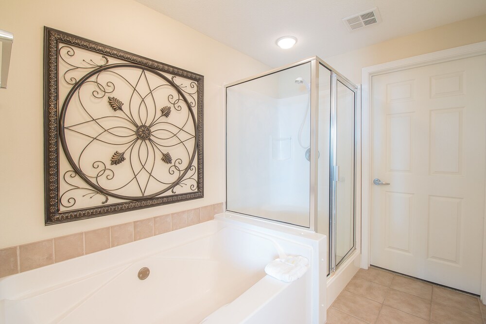 Legacy Towers Legacy II 502 Deluxe - photo 6