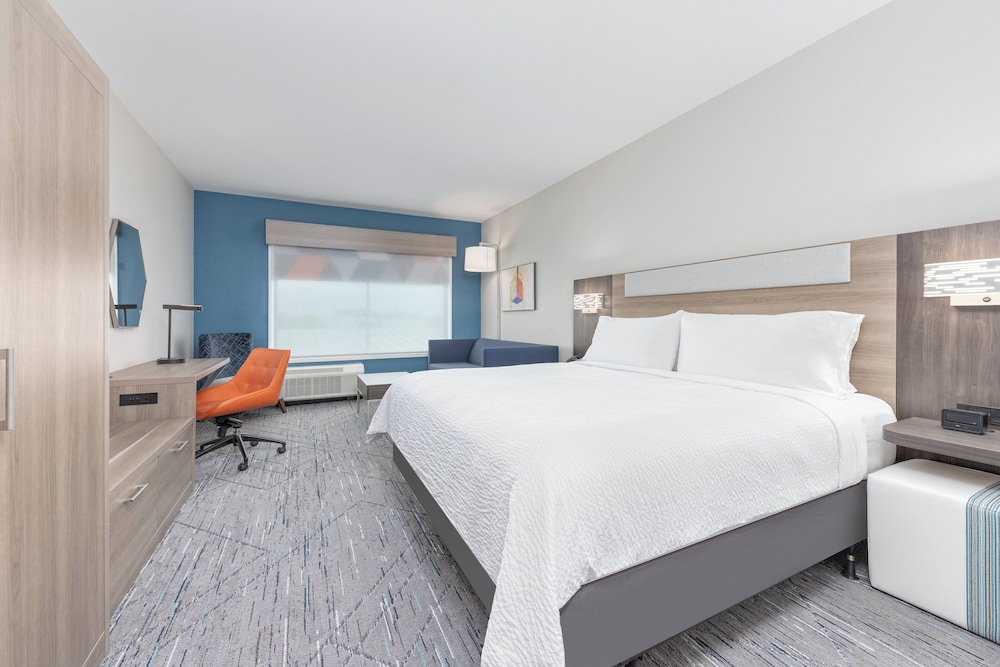 Holiday Inn Express & Suites Austin Airport East by IHG - photo 9