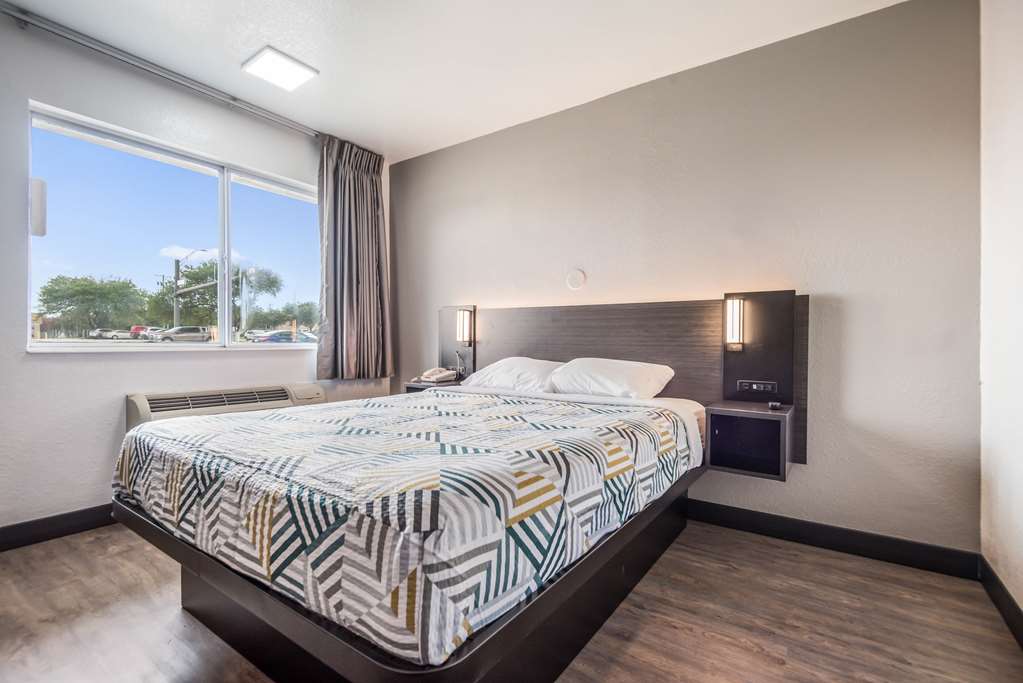 Motel 6 College Station TX Bryan - photo 20