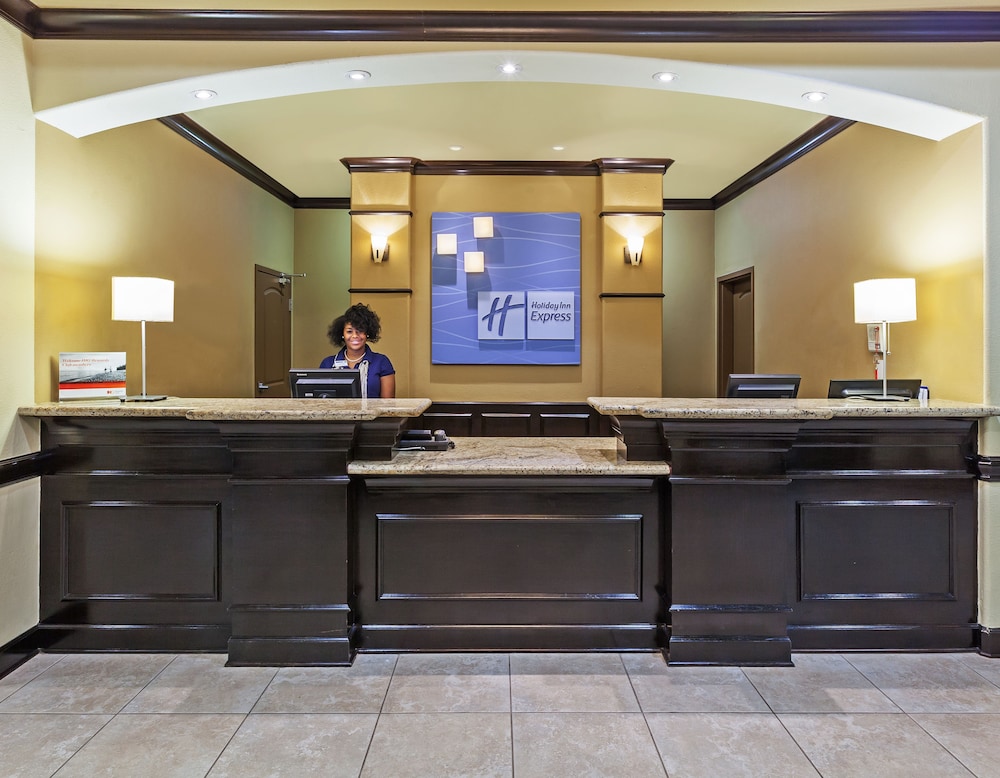 Holiday Inn Express Hotel & Suites Victoria by IHG - photo 34