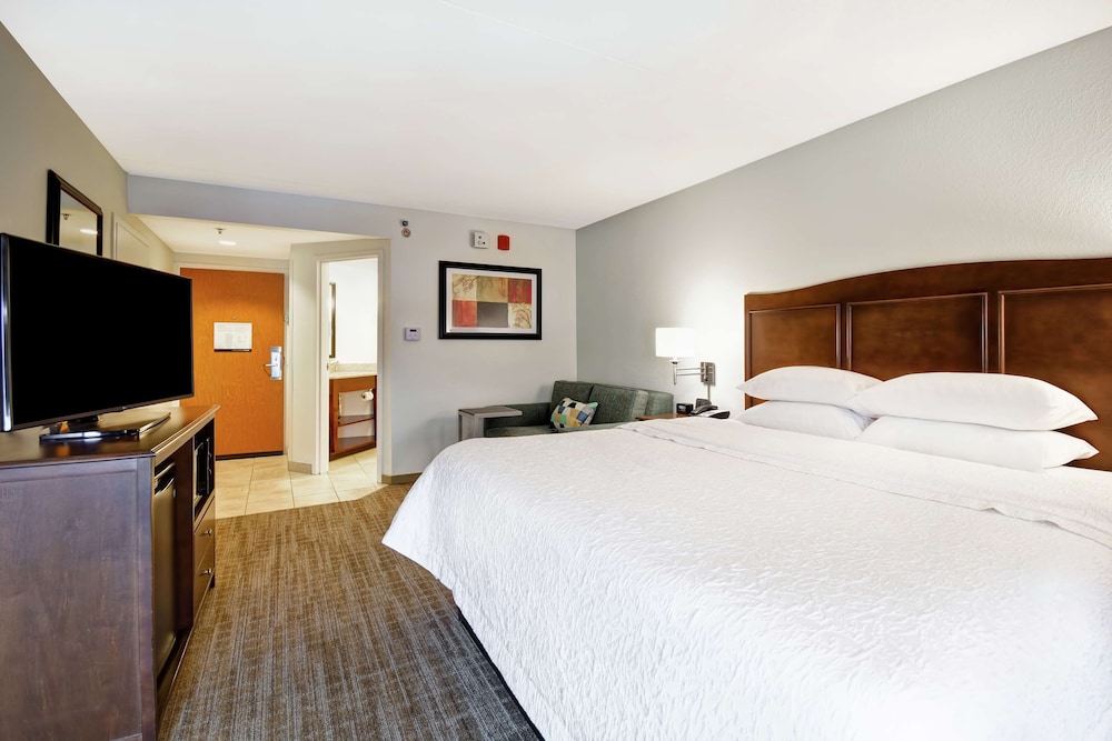Hampton Inn Kansas City Overland Park - photo 26
