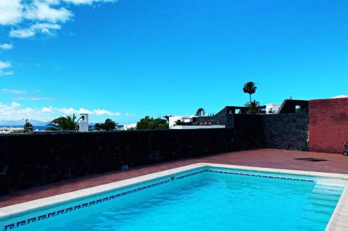 Omae Papagayo — 4-Star Luxury Hotel in Playa Blanca, Spain