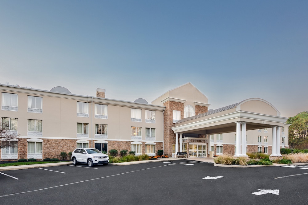 Holiday Inn Express Hotel of Neptune by IHG in Neptune City, United States