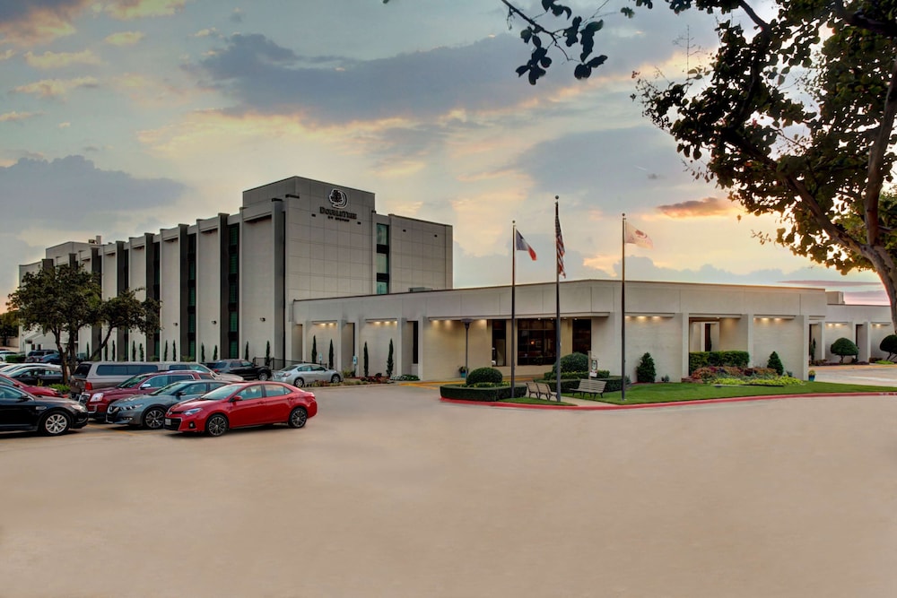 DoubleTree by Hilton Hotel Arlington DFW South - photo 30