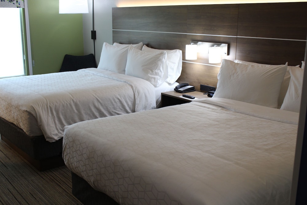 Holiday Inn Express & Suites Enterprise - photo 21