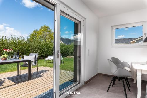 Lille sort hus - carbon neutral hotel in Dollerup