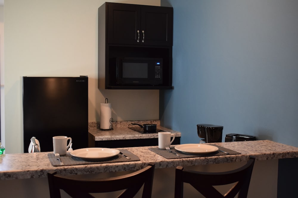 Menominee River Extended Stay Hotel - photo 14