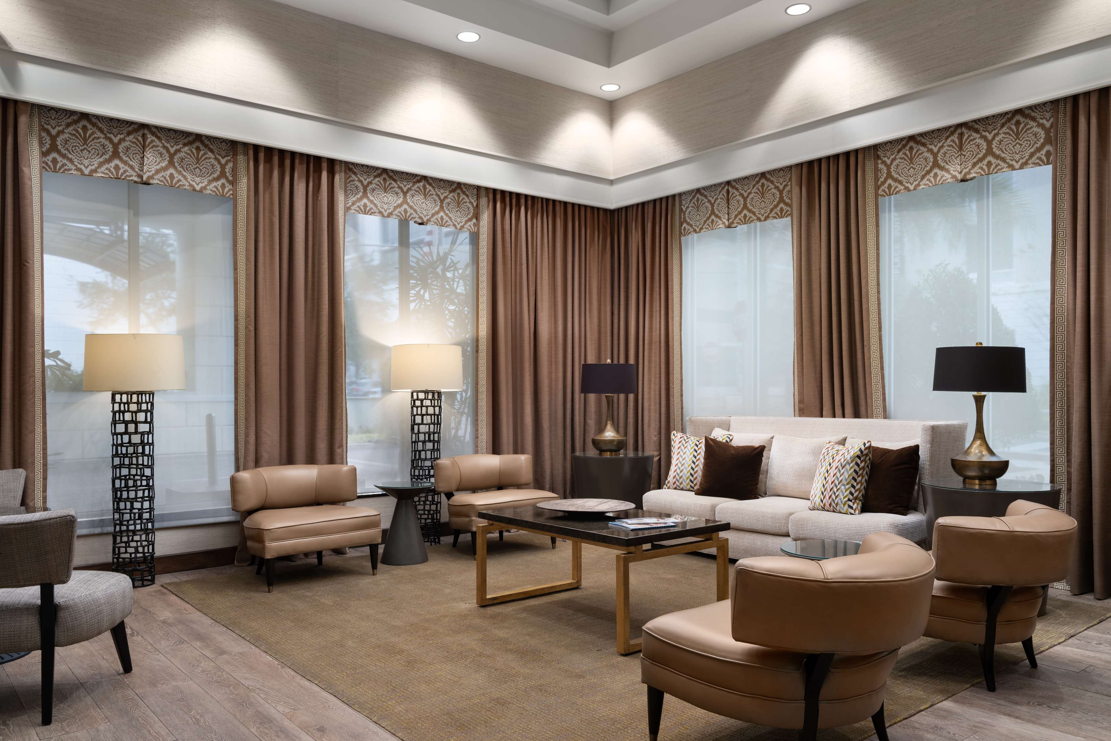 Hampton Inn & Suites Orlando Downtown South Medical Center - photo 4