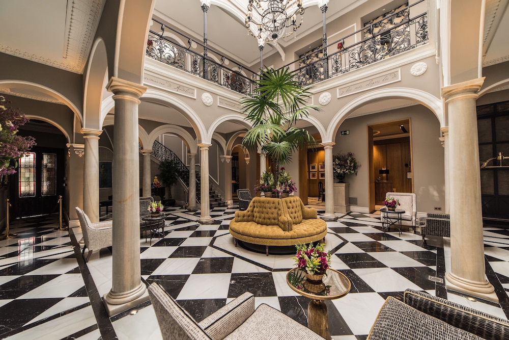 Hotel Casa Palacio María Luisa 5 GL by Kaizen Hoteles — 5-Star Luxury Hotel in Jerez De La Frontera, Spain
