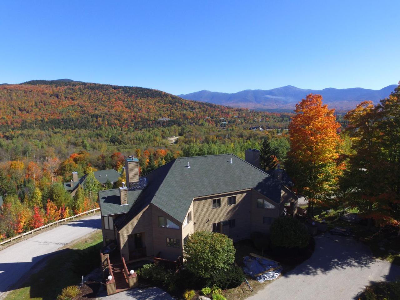 C1 Top Rated Ski In Ski Out Townhome Great views fireplaces fast wifi AC Short walk to slopes - photo 33
