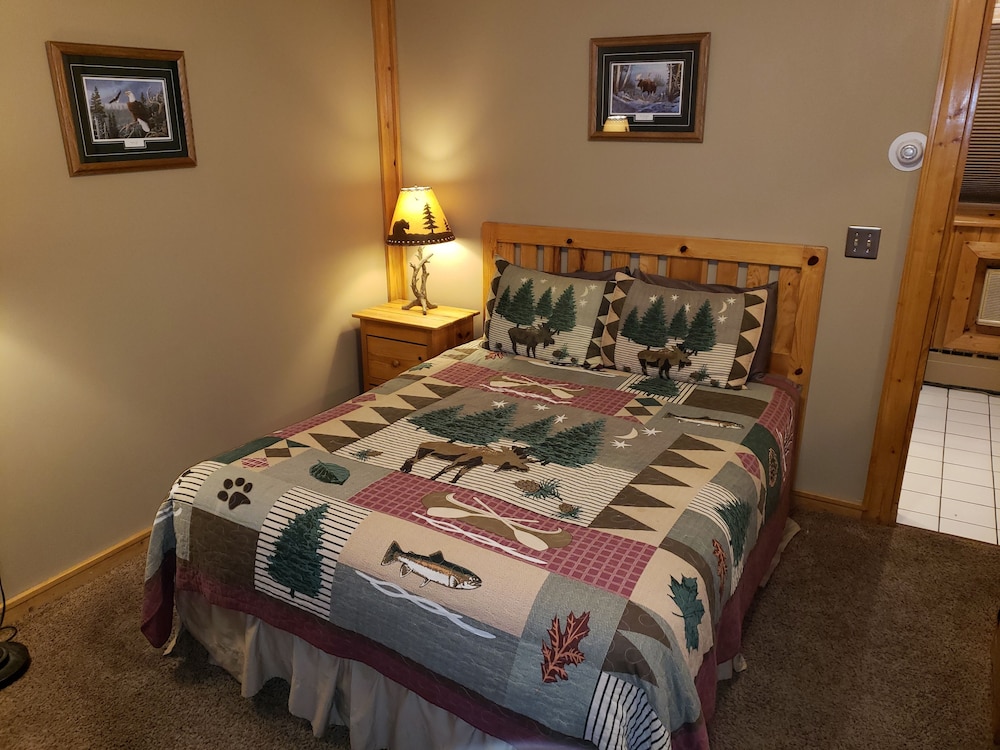 The Willard Munger Inn - photo 8