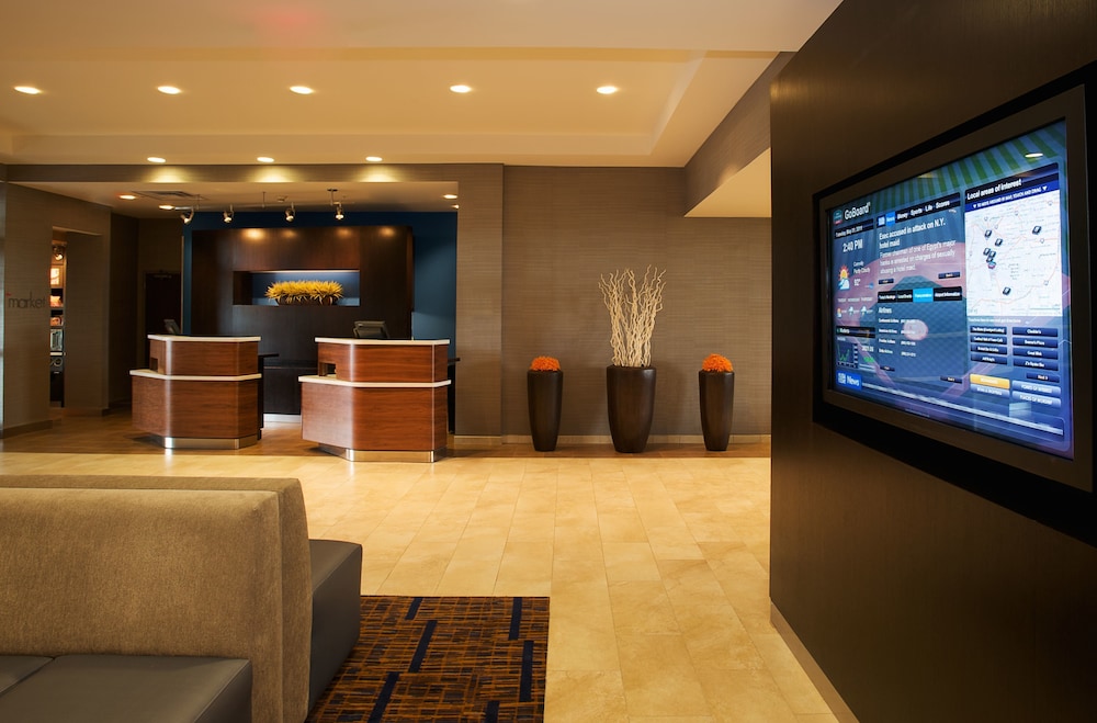 Courtyard by Marriott Louisville Airport - photo 3