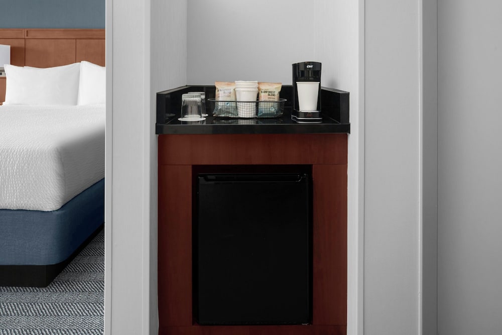 Courtyard by Marriott Pittsburgh Airport Settlers Ridge - photo 14
