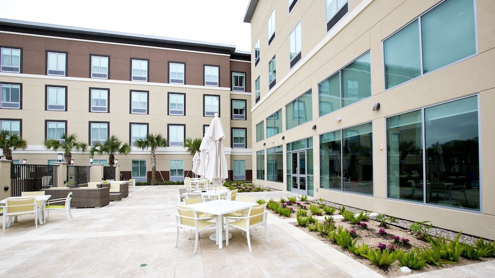 Holiday Inn Express & Suites Houston NW Hwy 290 Cypress by IHG - photo 17