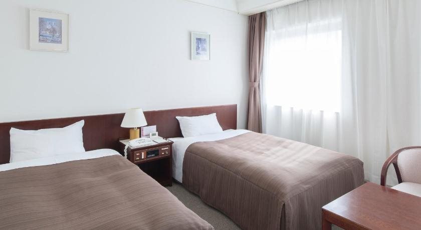 Hotel Toraya - carbon neutral hotel in Sukagawa