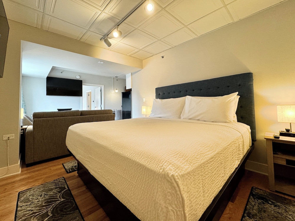 The Gem Museum Suites - photo 18