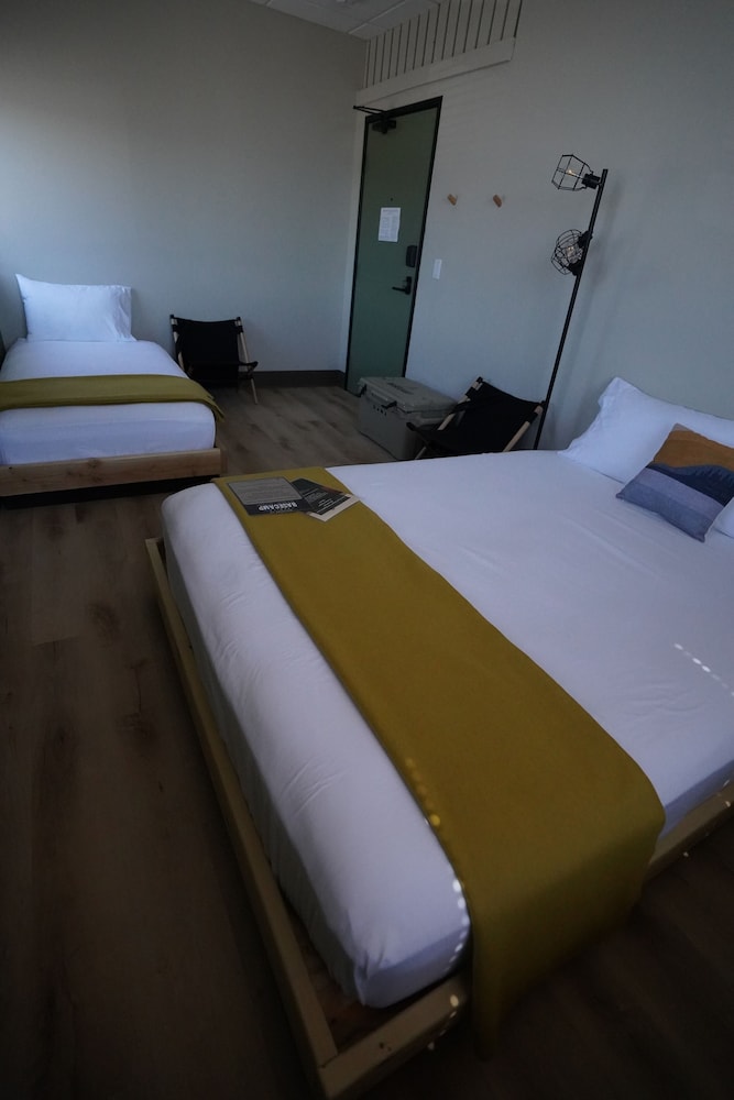 Zenith Basecamp - photo 21