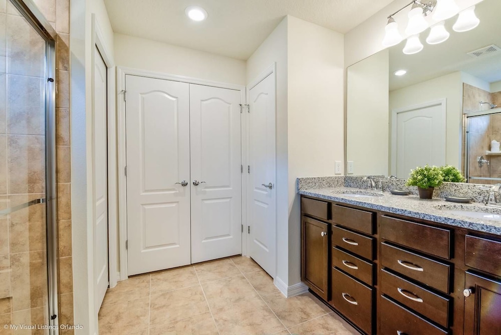 Solterra Resort Brand NEW 5bed Pool Home #5st417 - photo 41