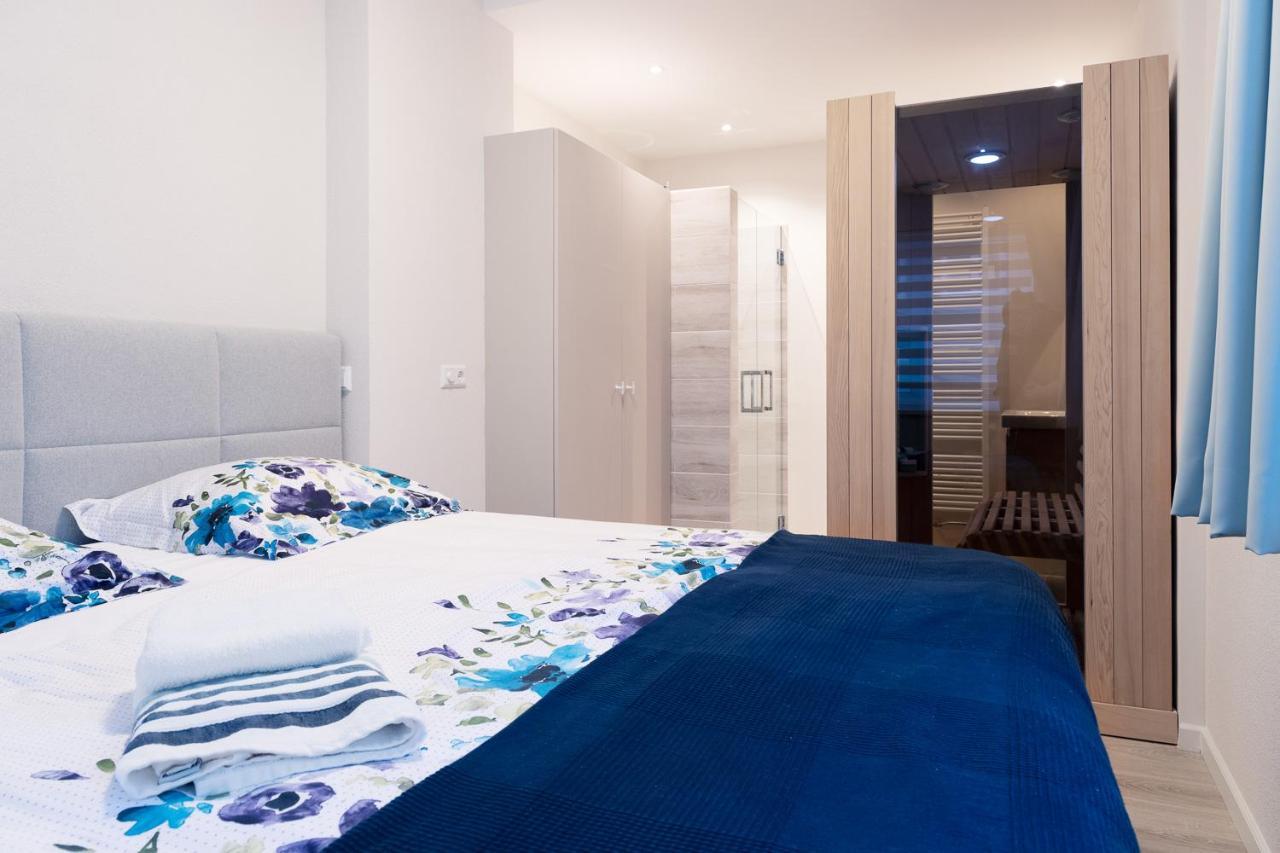 Kustappartementenkatwijk 2F — 4-Star Luxury Hotel in Katwijk Aan Zee, Netherlands